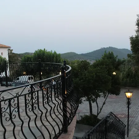 Hotel Defkalion Volos